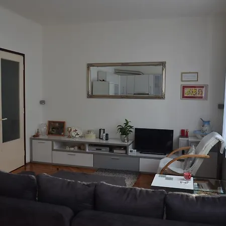 Deluxe Stomorica Apartment Zadar