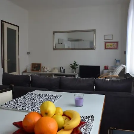 Deluxe Stomorica Apartment